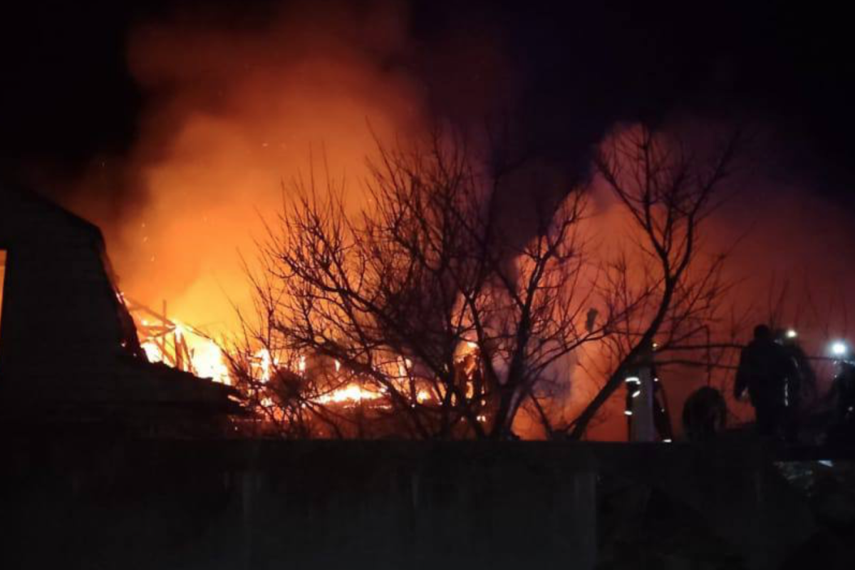 На Вінниччині російський БПЛА влучив у будинок, є загиблі На Вінниччині російський БПЛА влучив у будинок, є загиблі