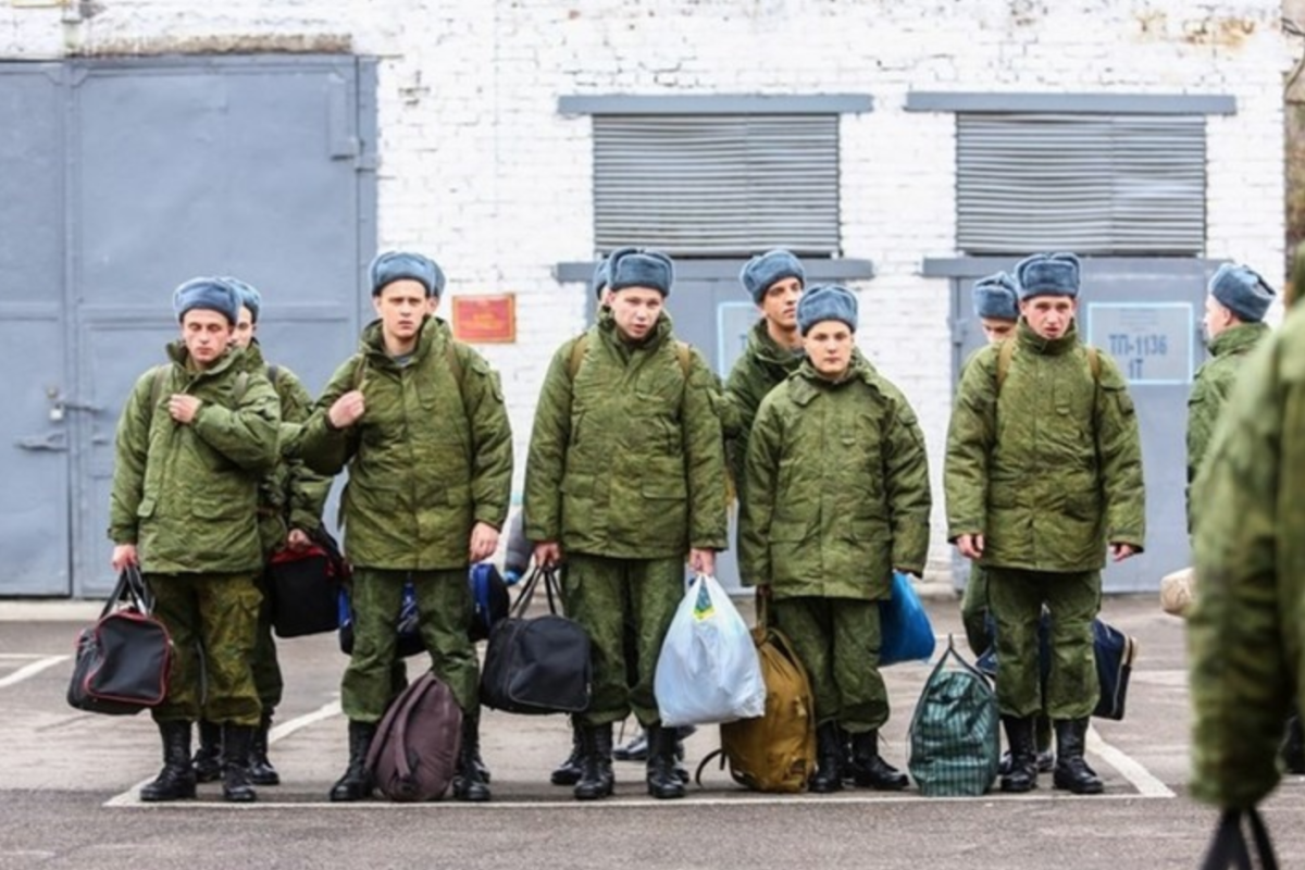 Оккупанты обходят дома: что известно о принудительной мобилизации в Северодонецке