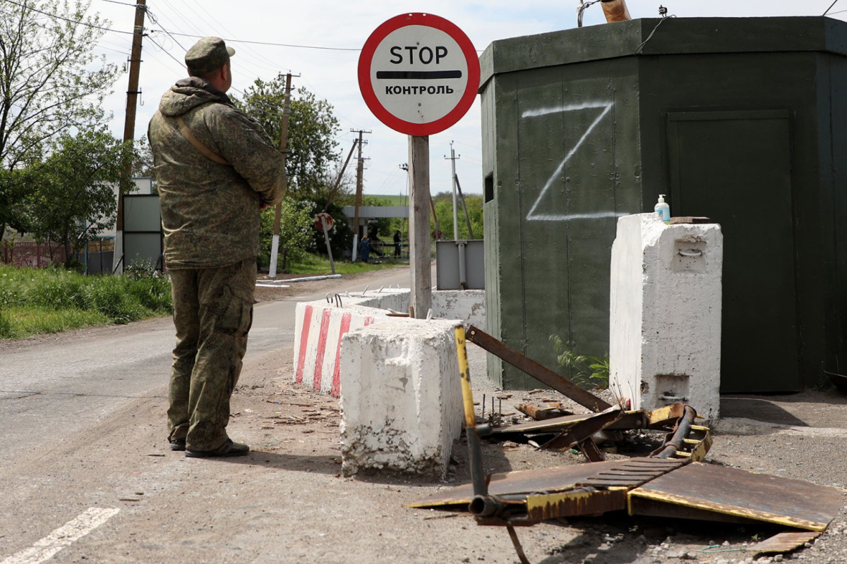 На блокпостах вокруг Северодонецка ужесточили проверки гражданских лиц На блокпостах вокруг Северодонецка ужесточили проверки гражданских лиц