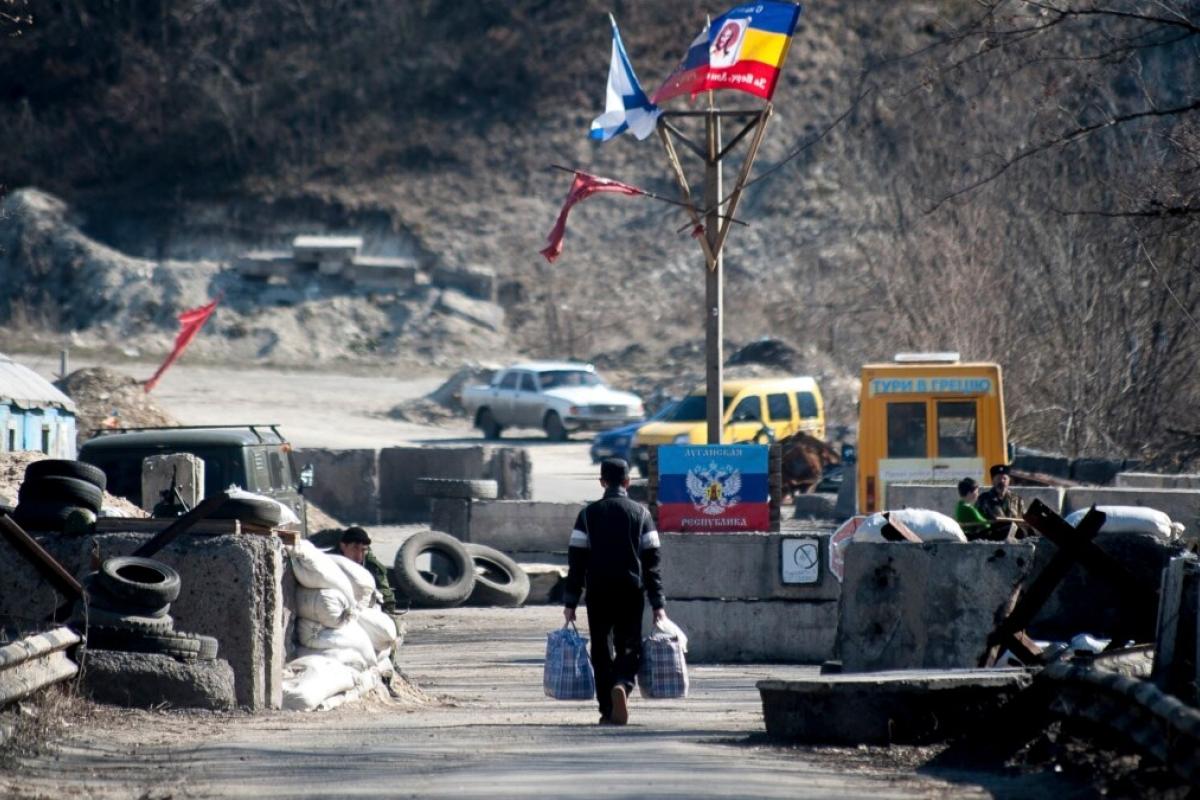 У низці районів окупованої Луганщини встановили додаткові блокпости У низці районів окупованої Луганщини встановили додаткові блокпости