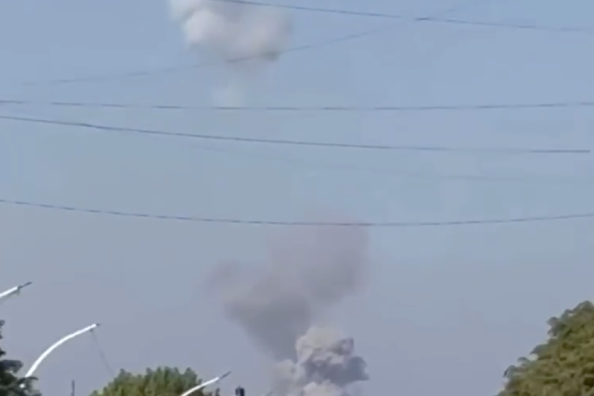 В оккупированном Луганске погремели взрывы - видео В оккупированном Луганске погремели взрывы - видео
