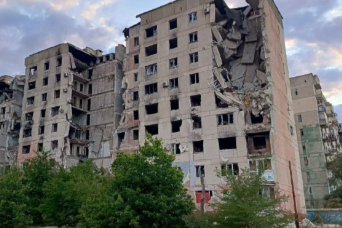 В сети показали, как "строится" Северодонецк - фото В сети показали, как "строится" Северодонецк - фото