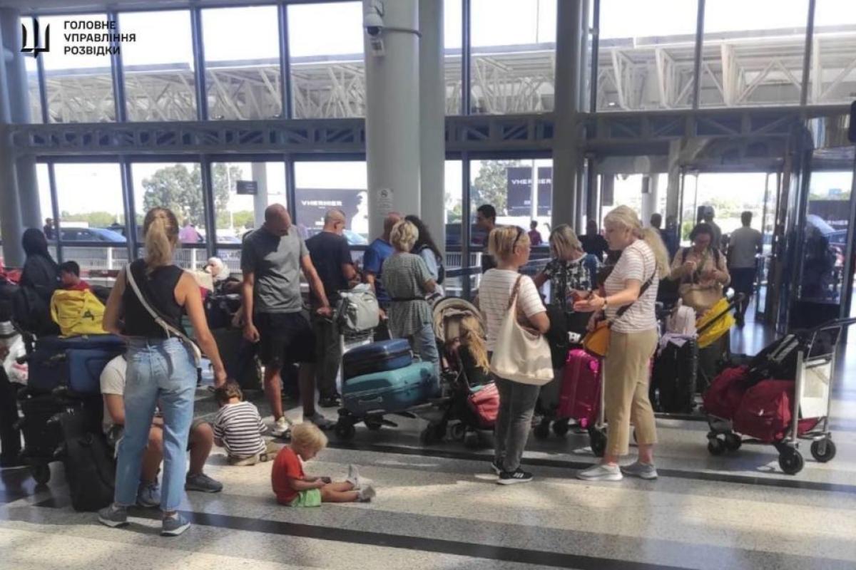 Из Ливана эвакуируют украинцев на фоне угрозы войны на Ближнем Востоке Из Ливана эвакуируют украинцев на фоне угрозы войны на Ближнем Востоке