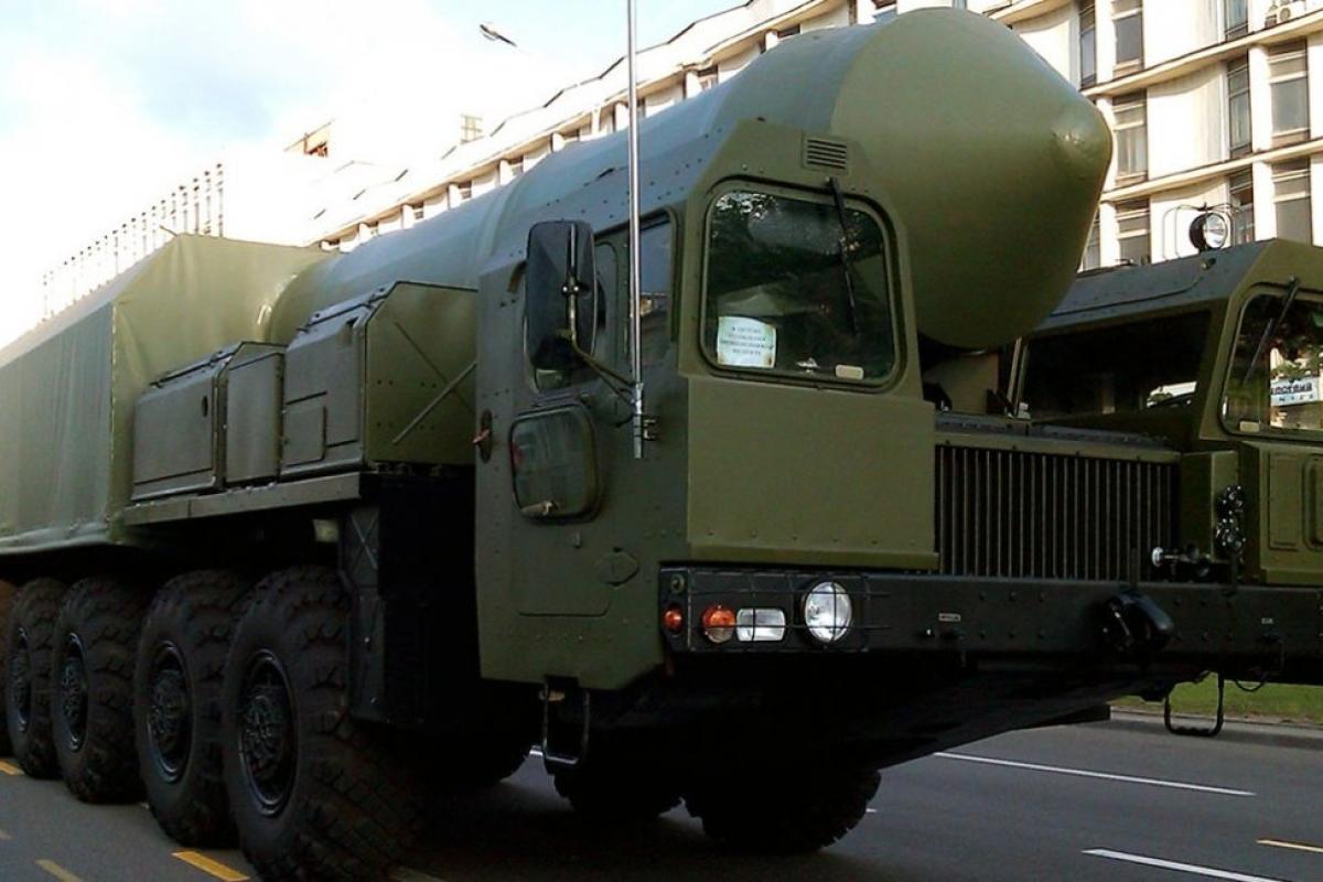 Эксперт сделал предположение, почему новая ракета, которую РФ запустила по Днепру, не нанесла катастрофических разрушений Эксперт сделал предположение, почему новая ракета, которую РФ запустила по Днепру, не нанесла катастрофических разрушений