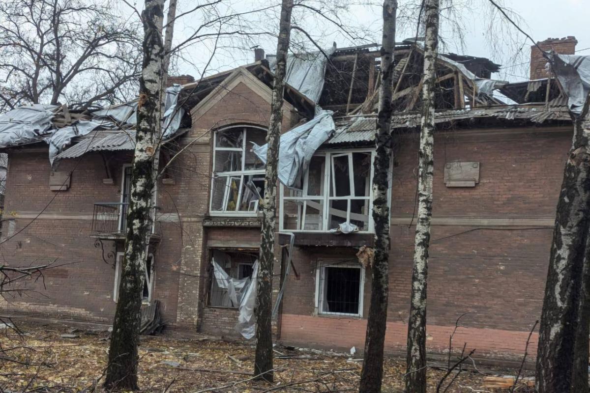 Росіяни вдарили по Кривому Розі - є руйнування, багато постраждалих Росіяни вдарили по Кривому Розі - є руйнування, багато постраждалих