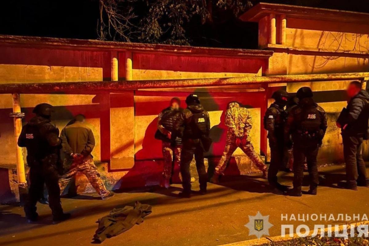 "Задерживали" мужчин и вымогали деньги: в одном из регионов Украины орудовали фейковые работники ТЦК