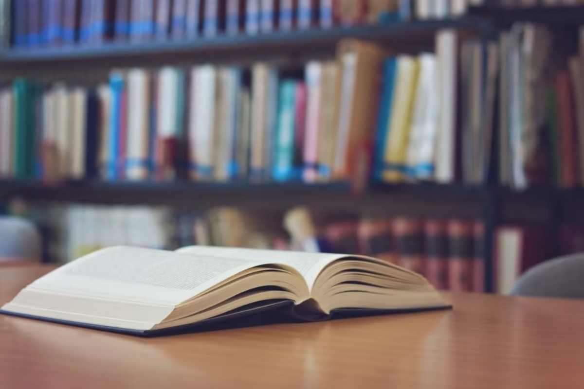 Почему важно учить чешский язык при переезде в Чехию и как упростить культурную адаптацию? обучение в Чехии PEC