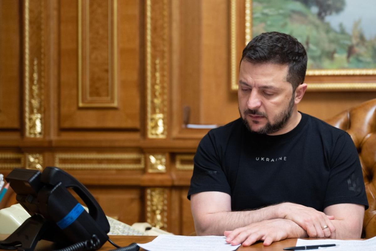 Зеленський провів чергове засідання Ставки Верховного головнокомандувача: хто доповідав та про що говорили Зеленський провів чергове засідання Ставки Верховного головнокомандувача: хто доповідав та про що говорили
