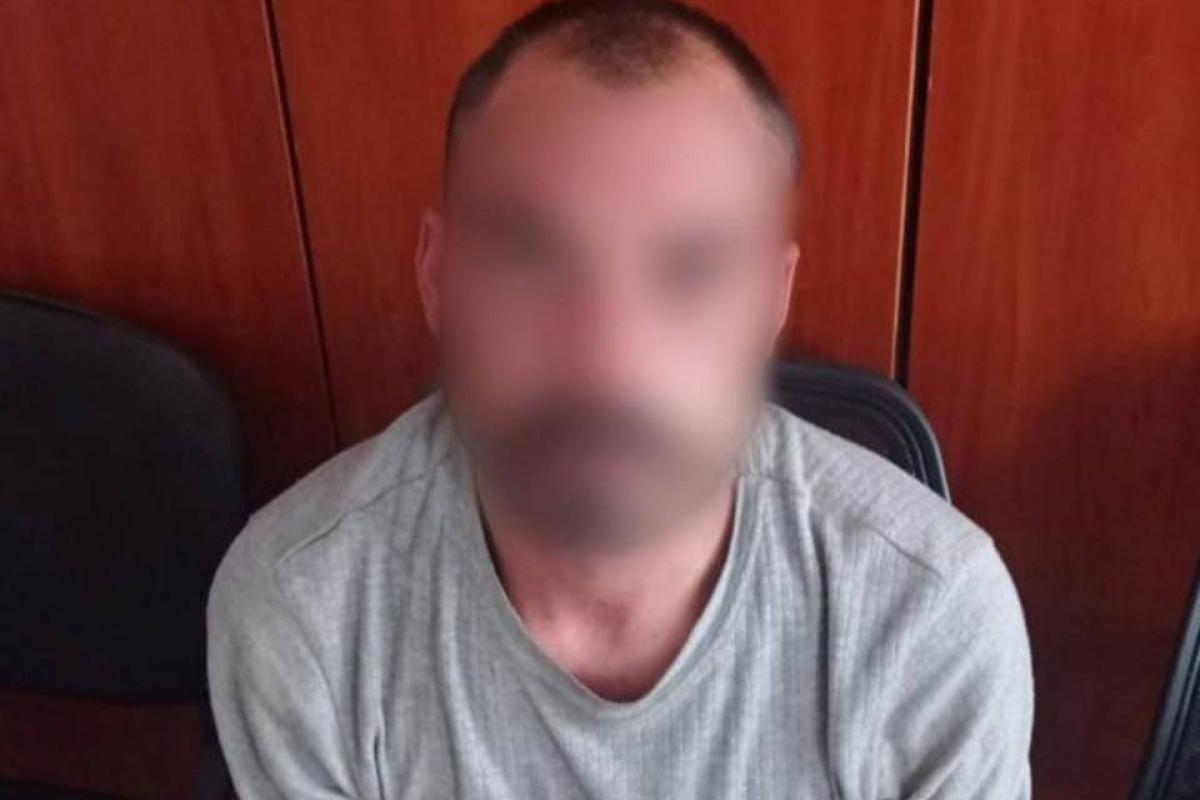 Вишукував бойові позиції та стежив за пересуванням ЗСУ на Донеччині: підозрюється стрілець фейкової республіки Вишукував бойові позиції та стежив за пересуванням ЗСУ на Донеччині: підозрюється стрілець фейкової республіки