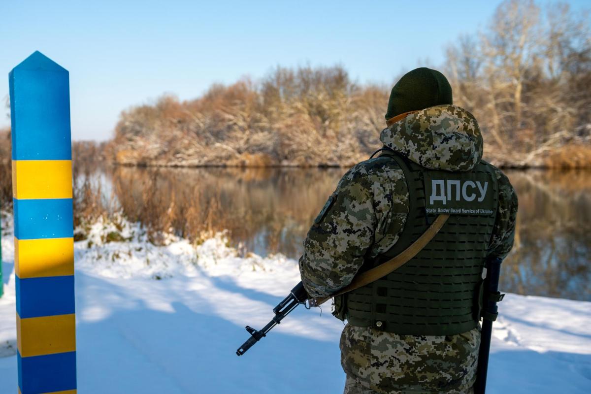 Госпогранслужба сообщила, сколько украинцев вернулось домой на праздники Госпогранслужба сообщила, сколько украинцев вернулось домой на праздники