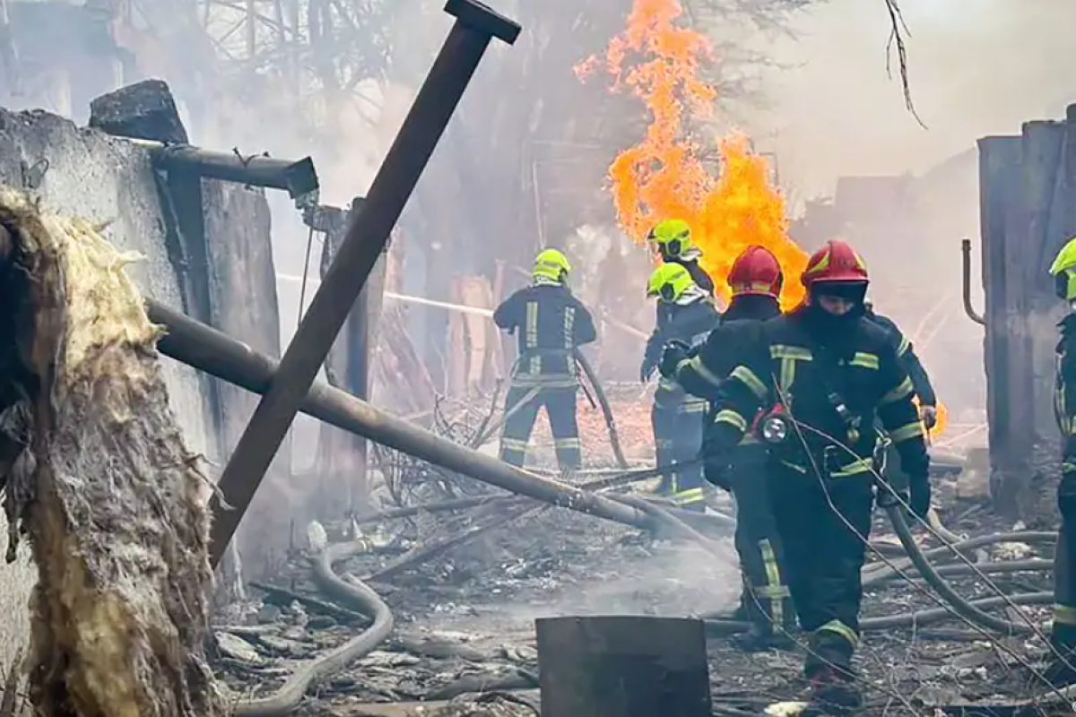 Ракетний удар по Одесі: кількість загиблих зросла до 20 Ракетний удар по Одесі: кількість загиблих зросла до 20