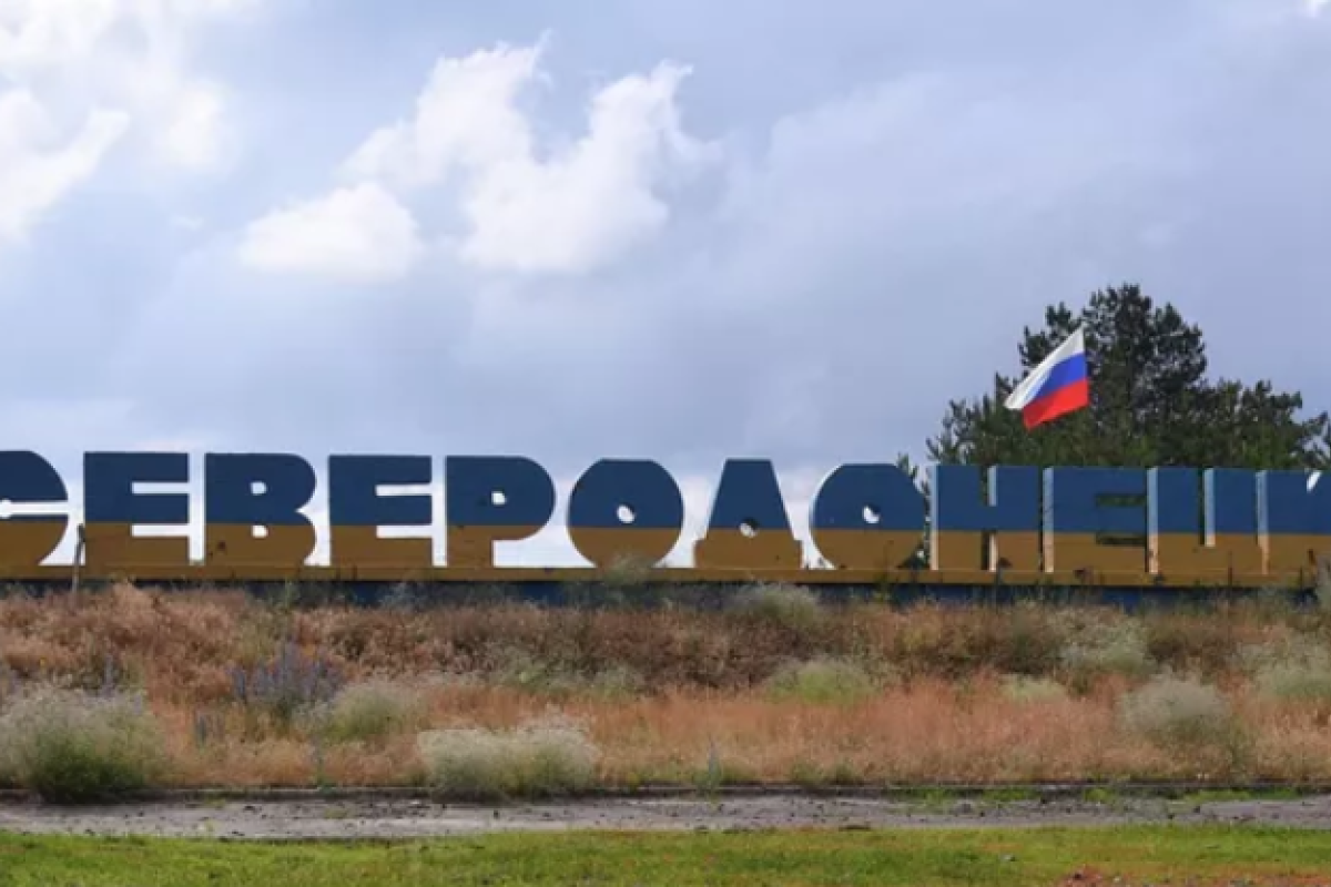 "Топят печи-буржуйки в квартирах": В сети сообщили, как живут люди в "освобожденном" Северодонецке "Топят печи-буржуйки в квартирах": В сети сообщили, как живут люди в "освобожденном" Северодонецке