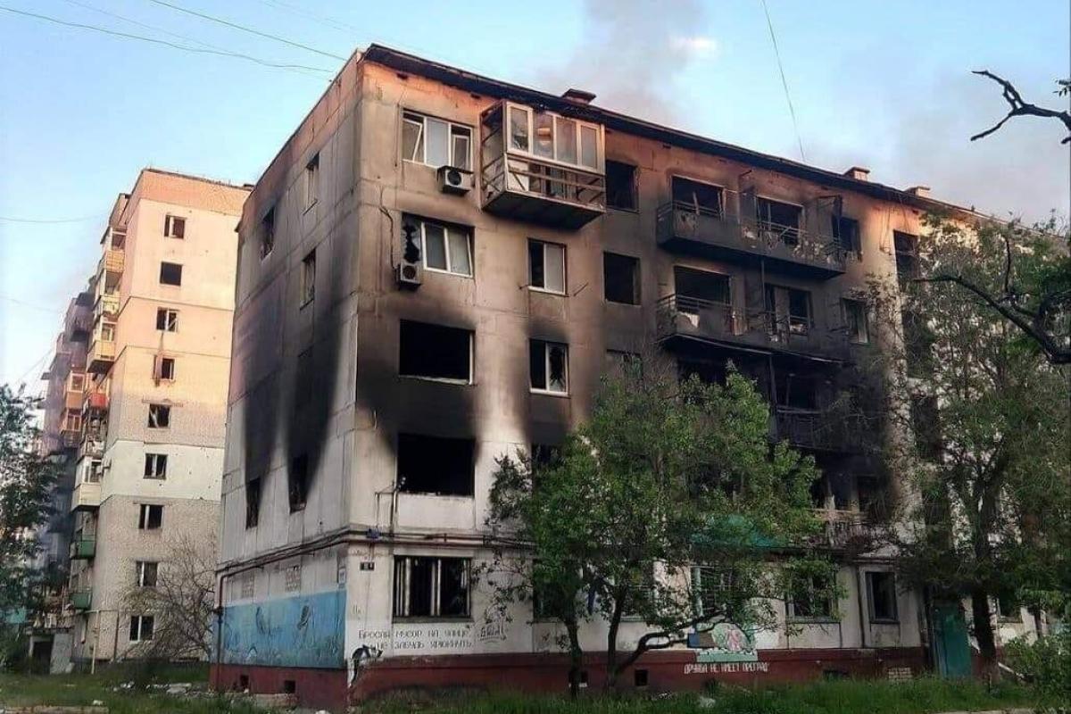 Жители Лисичанская показали, как выглядит "освобожденный" город - фото Жители Лисичанская показали, как выглядит "освобожденный" город - фото