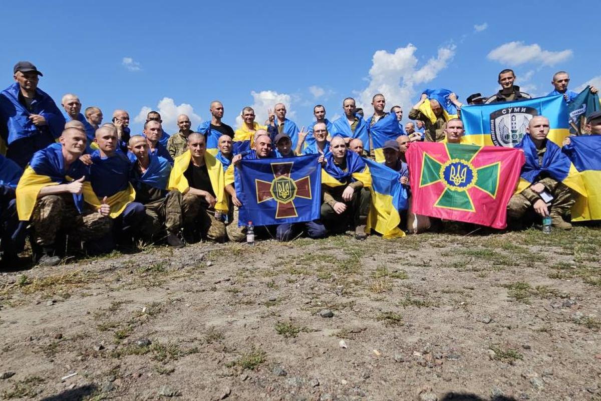 Украина вернула из плена еще 95 военнослужащих - фото