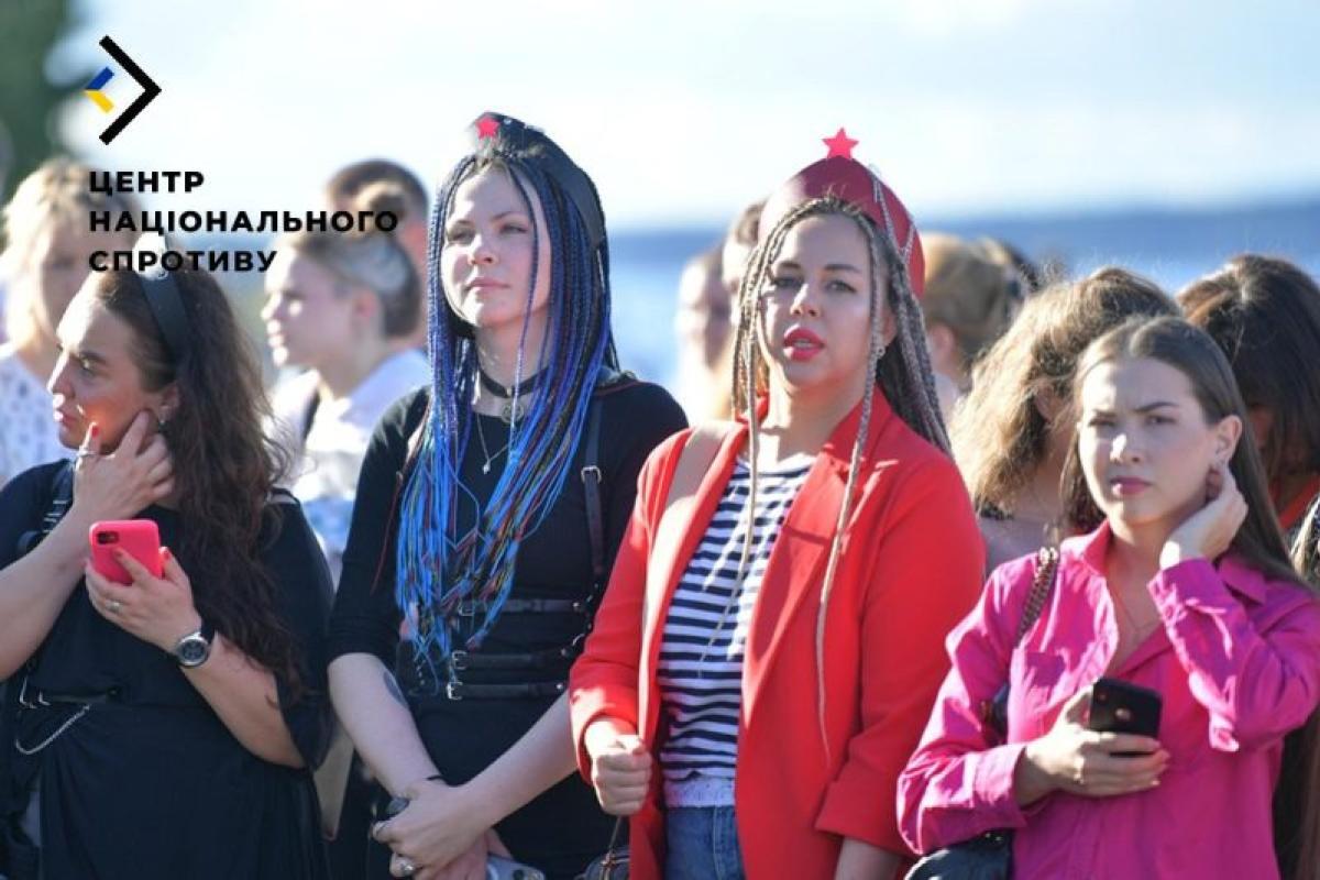 Оккупанты отдают предпочтение этническим русским среди коллаборантов, - ЦНС Оккупанты отдают предпочтение этническим русским среди коллаборантов, - ЦНС