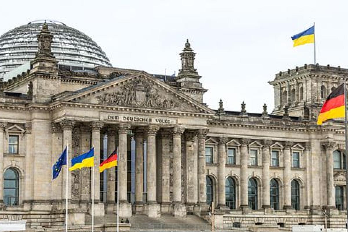 Курська операція ЗСУ закладає основу для перемовин з наступником Путіна, - Глава оборонного комітету Бундестагу