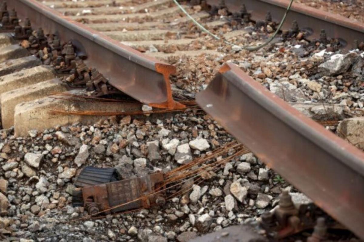 На залізничному мосту в Самарській області стався вибух: подробиці інциденту На залізничному мосту в Самарській області стався вибух: подробиці інциденту
