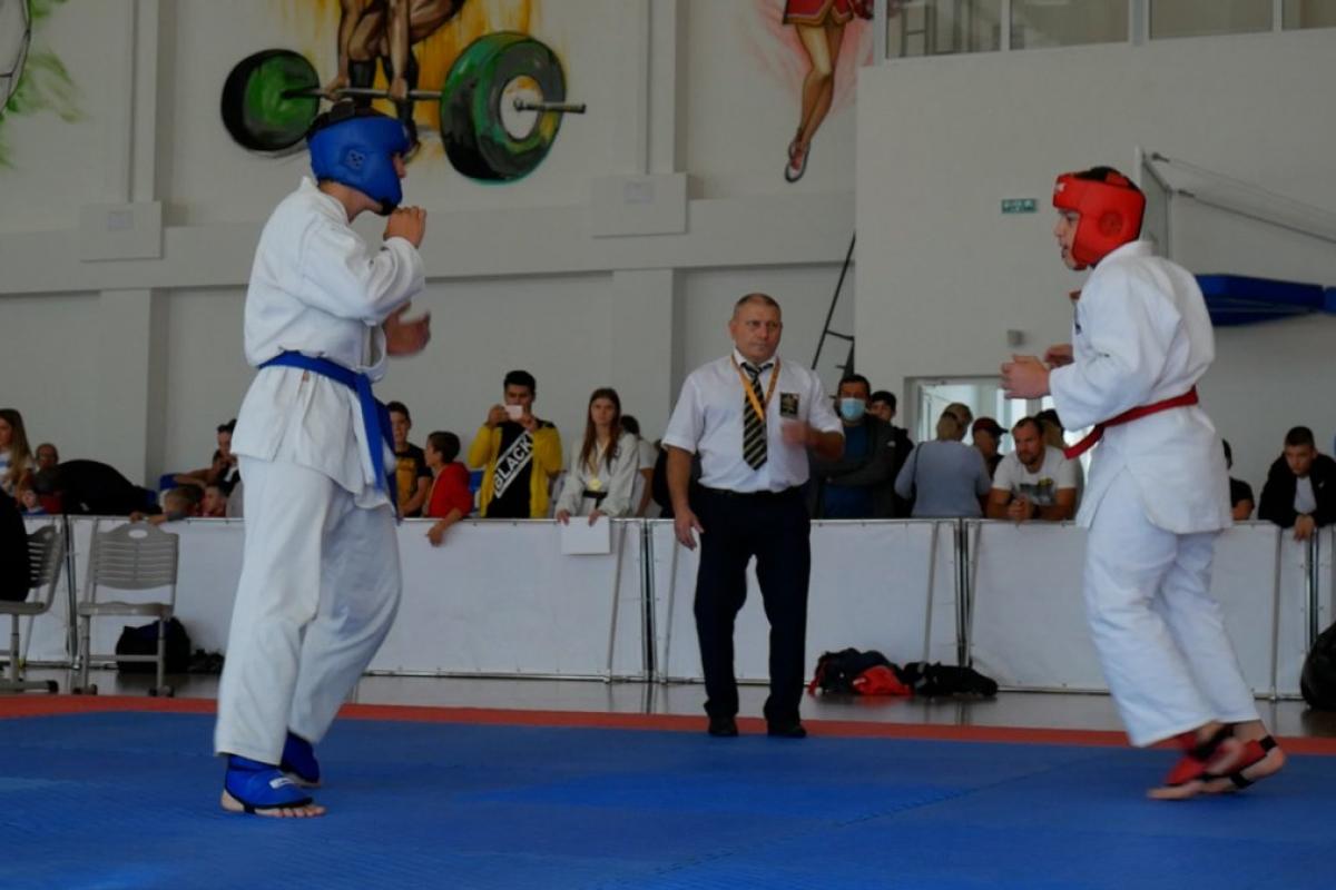 Спортсмени з Луганської області відзначилися на першості країни з годзю-рю карате Спортсмени з Луганської області відзначилися на першості країни з годзю-рю карате