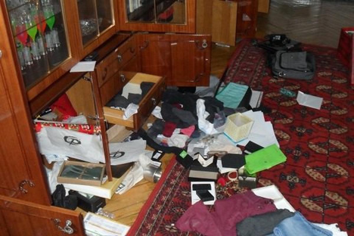 "Все самое ценное вынесли": житель Лисичанска показал в сети свою "освобожденную" квартиру "Все самое ценное вынесли": житель Лисичанска показал в сети свою "освобожденную" квартиру