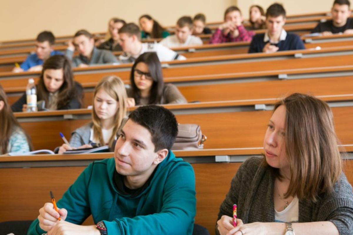 Як відбуватиметься навчання у вишах і коледжах у новому навчальному році: у МОН дали роз'яснення Як відбуватиметься навчання у вишах і коледжах у новому навчальному році: у МОН дали роз'яснення