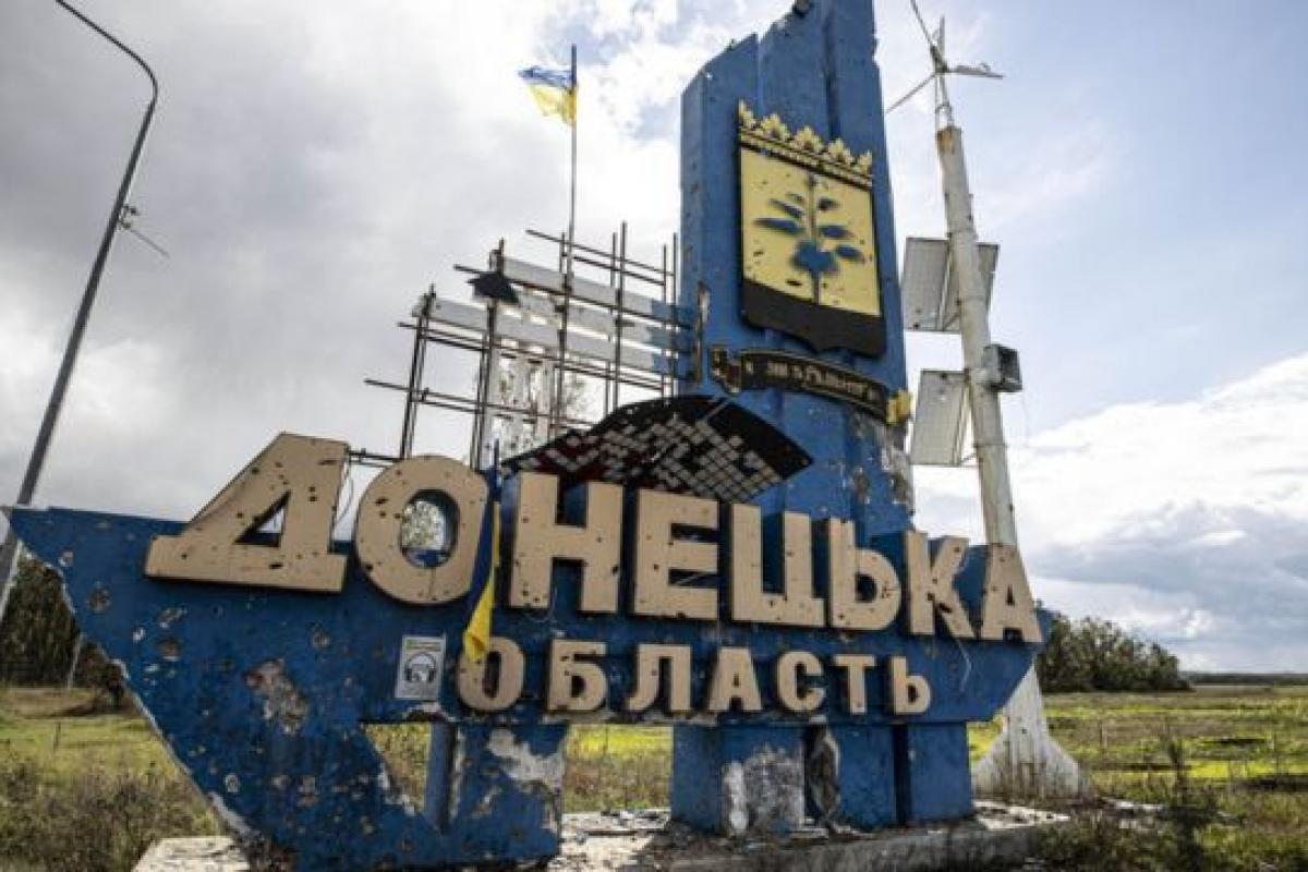 У мережі з'явилося відео понівеченого "визволителями" Успенського Миколо-Василівського монастиря У мережі з'явилося відео понівеченого "визволителями" Успенського Миколо-Василівського монастиря
