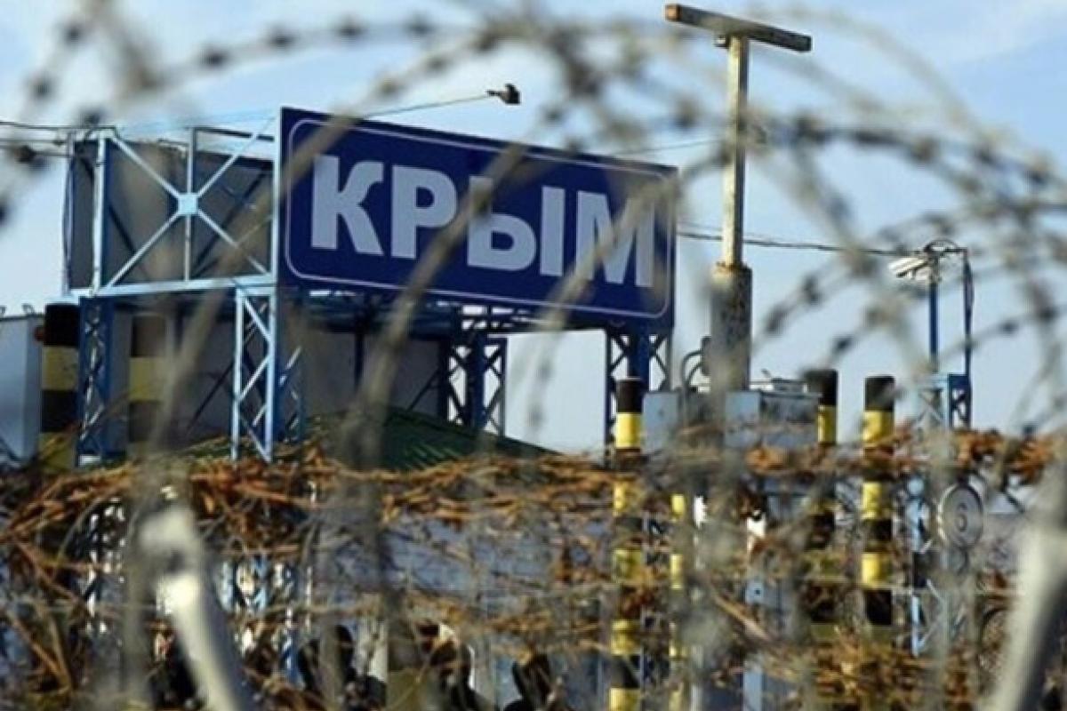 У тимчасово окупованому Криму триває сезон "бавовни" (фото, відео) У тимчасово окупованому Криму триває сезон "бавовни" (фото, відео)