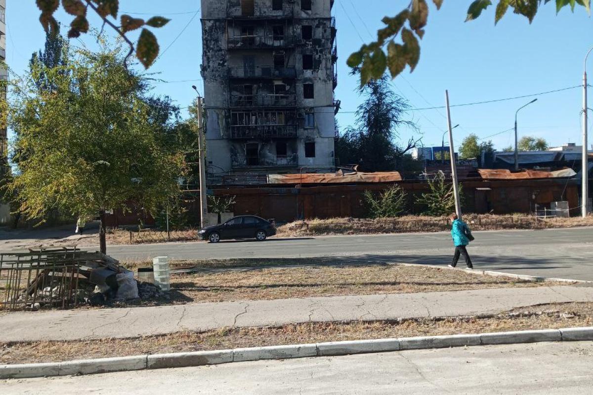 В сети рассказали, какими методами оккупанты вынуждают жителей Северодонецка получать "новые" документы В сети рассказали, какими методами оккупанты вынуждают жителей Северодонецка получать "новые" документы