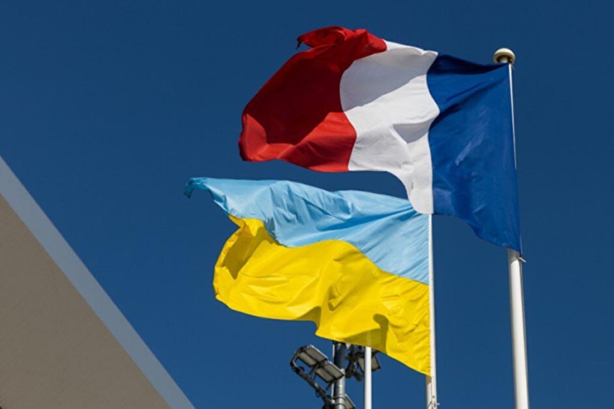 Франція планує завершити двосторонню безпекову угоду з Україною на початку 2024 року Франція планує завершити двосторонню безпекову угоду з Україною на початку 2024 року