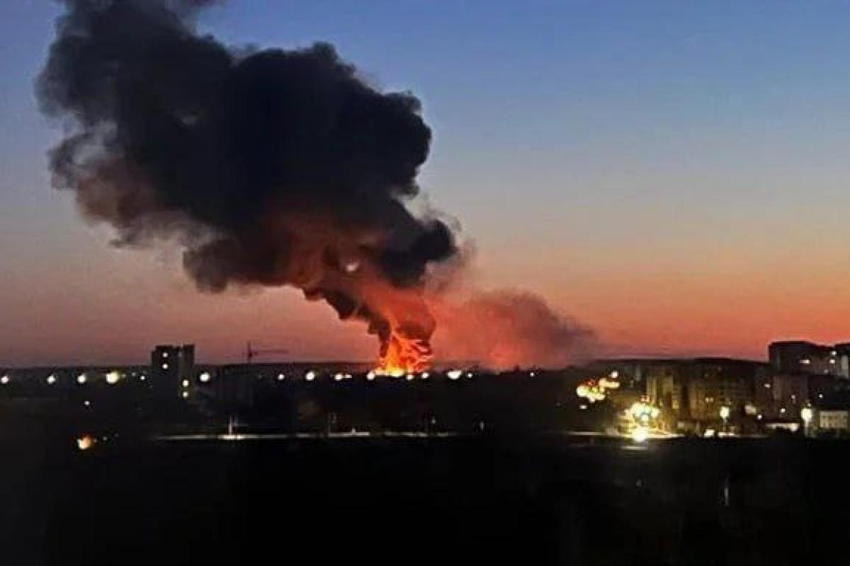 Ночью в Мариуполе произошел "бавовна": что известно Ночью в Мариуполе произошел "бавовна": что известно