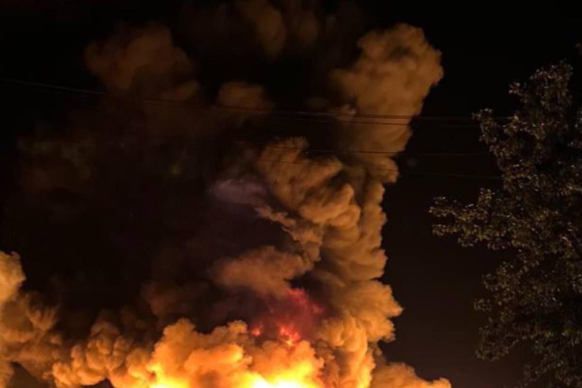 Атака "Шахедов" на Харьков: появились фото последствий Атака "Шахедов" на Харьков: появились фото последствий