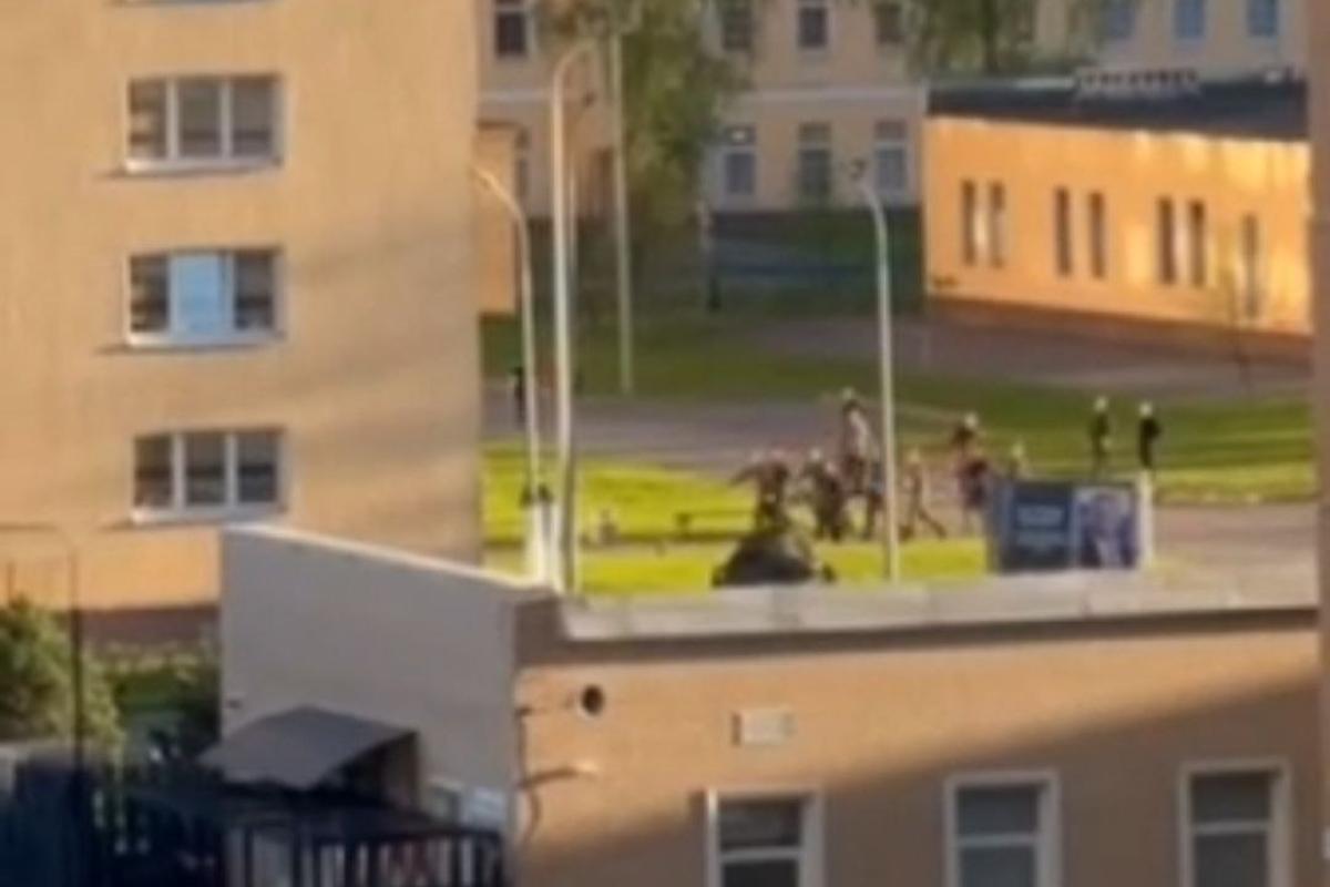 В военной академии в Санкт-Петербурге произошел взрыв: есть раненые - видео