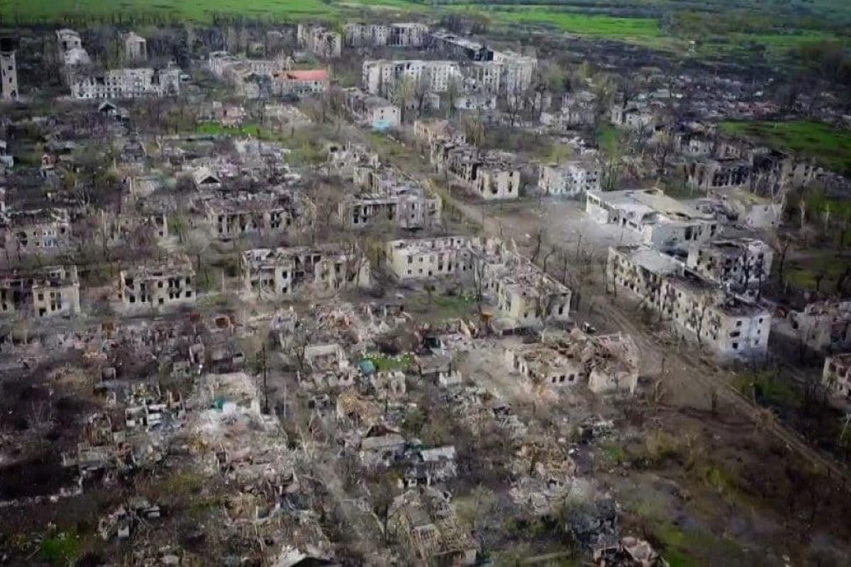 Моторошні фото "звільнення" селища на Луганщині оприлюднили у мережі