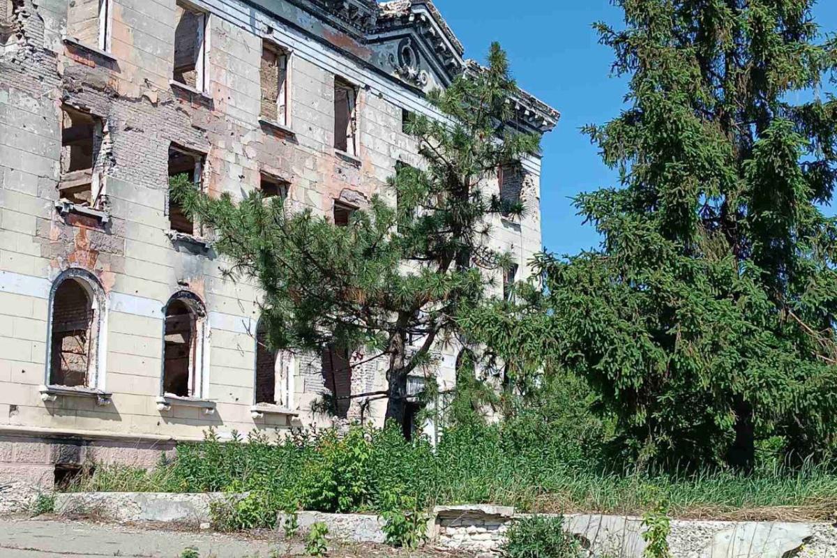 "Восстановление от оккупантов": В сети появились свежие кадры из Лисичанска - фото, видео