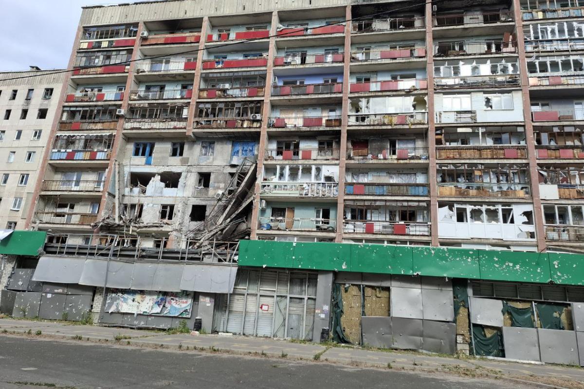 Фонтаны вместо восстановления: Как оккупанты показательно игнорируют потребности жителей временно оккупированного Северодонецка Фонтаны вместо восстановления: Как оккупанты показательно игнорируют потребности жителей временно оккупированного Северодонецка