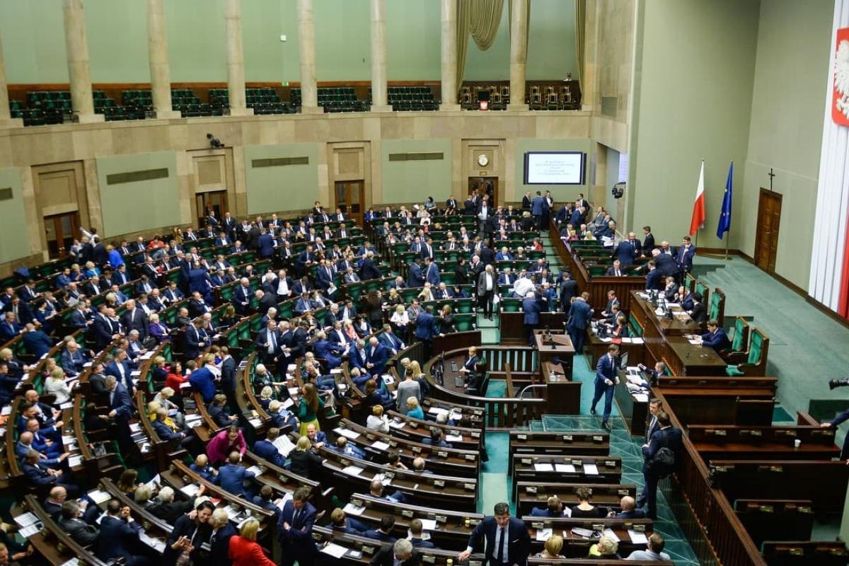 Сейм Польши признал геноцидом депортацию крымских татар в 1944 году Сейм Польши признал геноцидом депортацию крымских татар в 1944 году