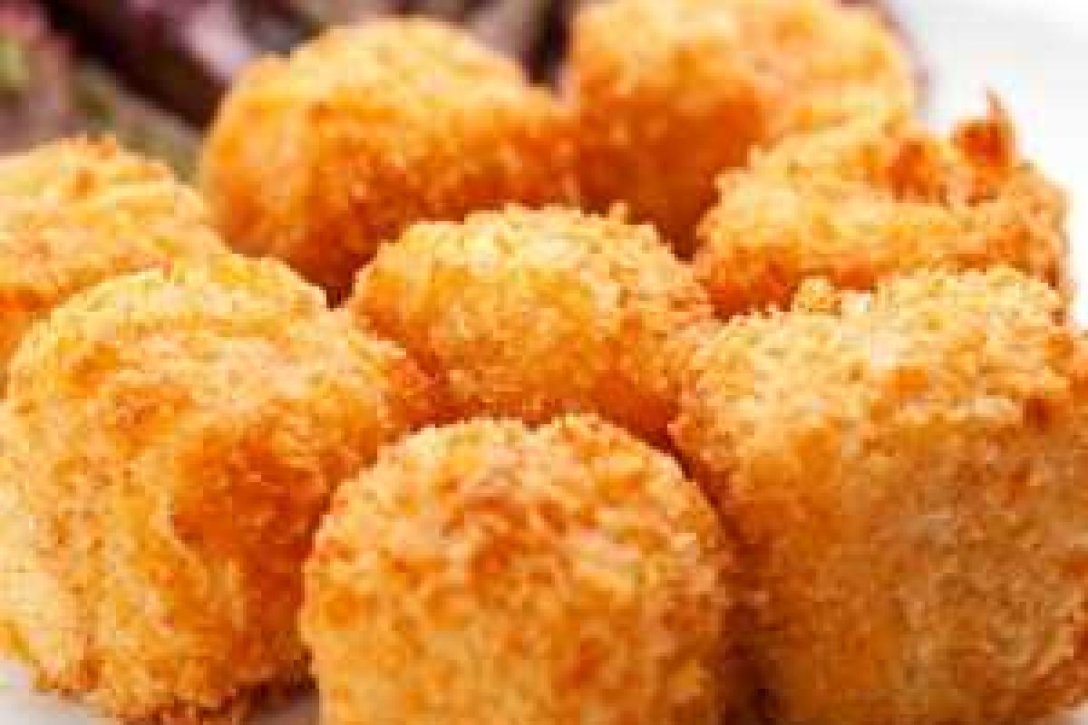 Сыр в картофельной панировке Сыр в картофельной панировке