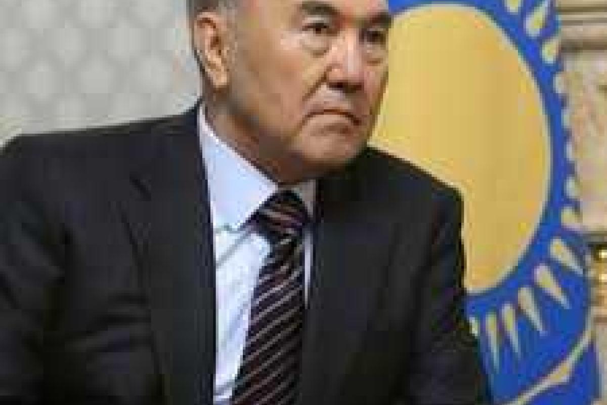 Назарбаев высказался за международное посредничество для обеспечения территориальной целостности Украины Назарбаев высказался за международное посредничество для обеспечения территориальной целостности Украины