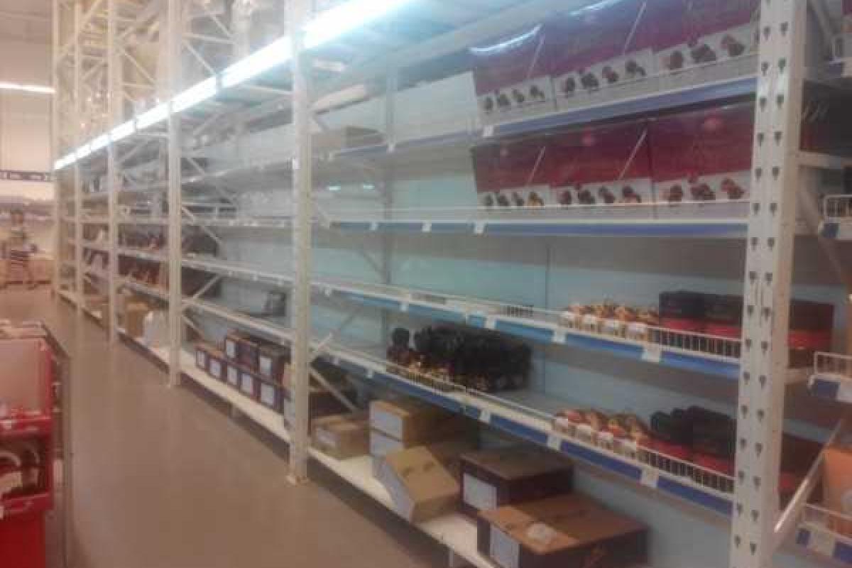 В Крым вернулся СССР: прилавки пустеют, а цены растут - La Stampa В Крым вернулся СССР: прилавки пустеют, а цены растут - La Stampa