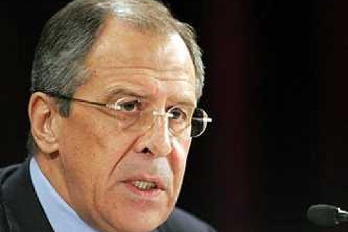 Лавров считает, что мирный план Порошенко выглядит как ультиматум Лавров считает, что мирный план Порошенко выглядит как ультиматум