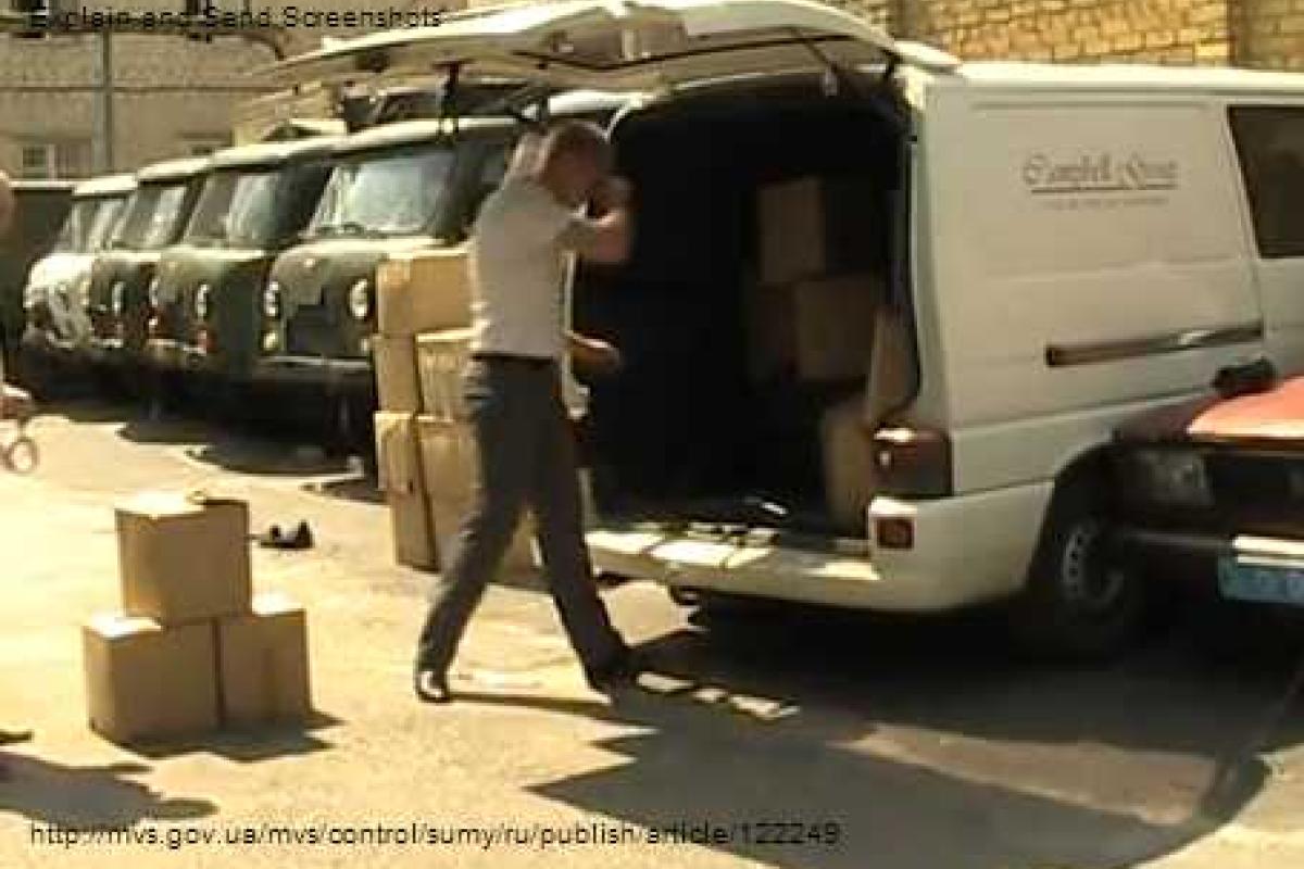 В Шостке нашли в автомобиле тонну спирта "для собственных нужд" В Шостке нашли в автомобиле тонну спирта "для собственных нужд"