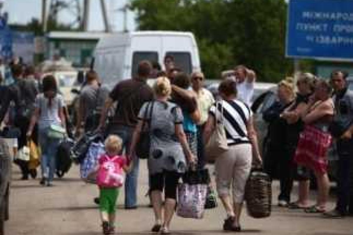 Через неделю в Крыму не останется беженцев с востока Украины, - Аксенов Через неделю в Крыму не останется беженцев с востока Украины, - Аксенов