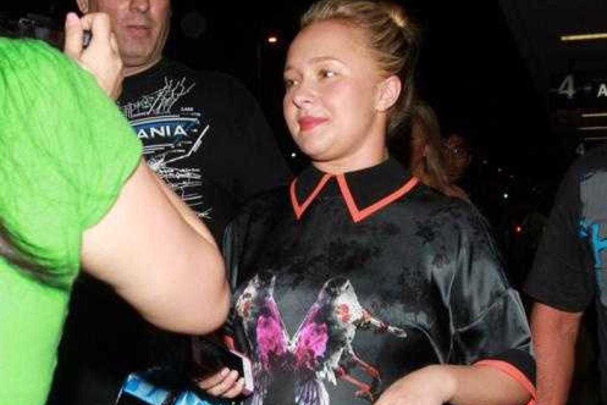 Невеста Владимира Кличко сильно располнела Невеста Владимира Кличко сильно располнела