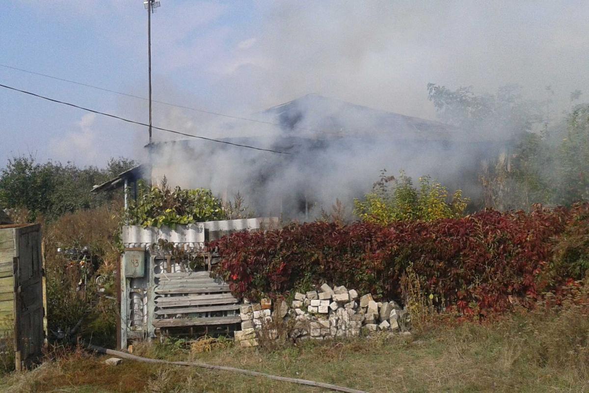 На Харьковщине на пожарах погибло двое мужчин и пострадала женщина На Харьковщине на пожарах погибло двое мужчин и пострадала женщина