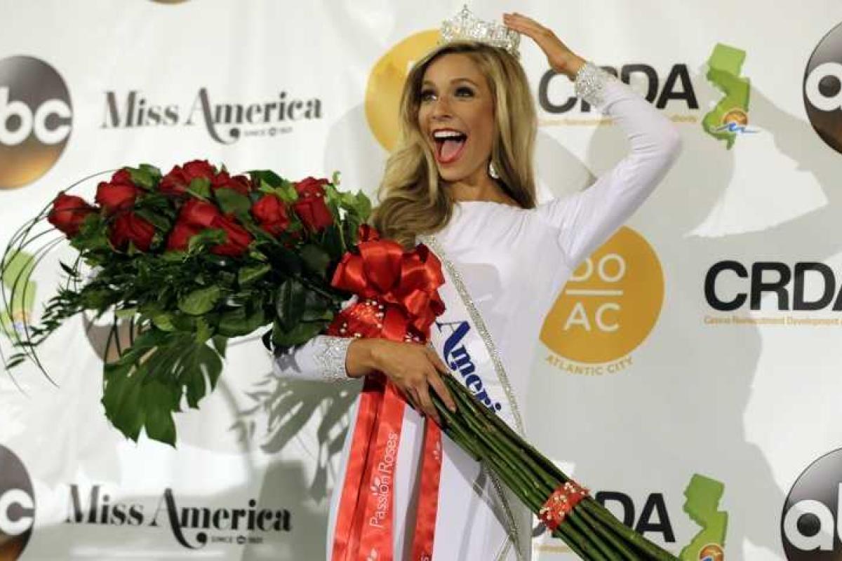 Титул "Мисс Америка-2015" завоевала дочь эмигрантов из России