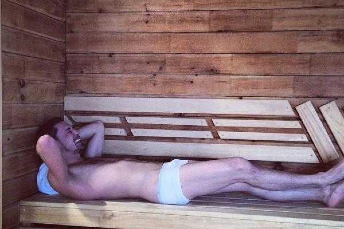 Дима Билан опубликовал свое фото в сауне Дима Билан опубликовал свое фото в сауне