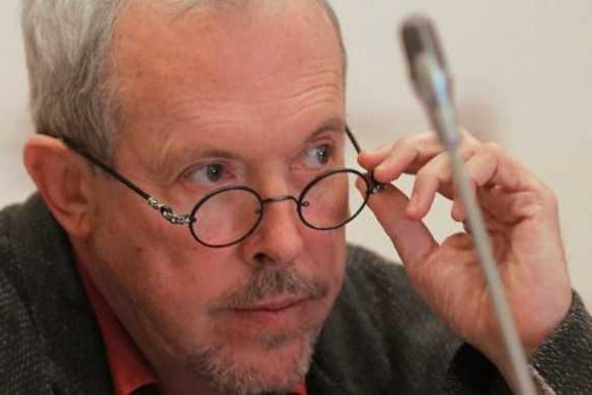 Власти Новосибирска открестились от отмены лекции Макаревича Власти Новосибирска открестились от отмены лекции Макаревича