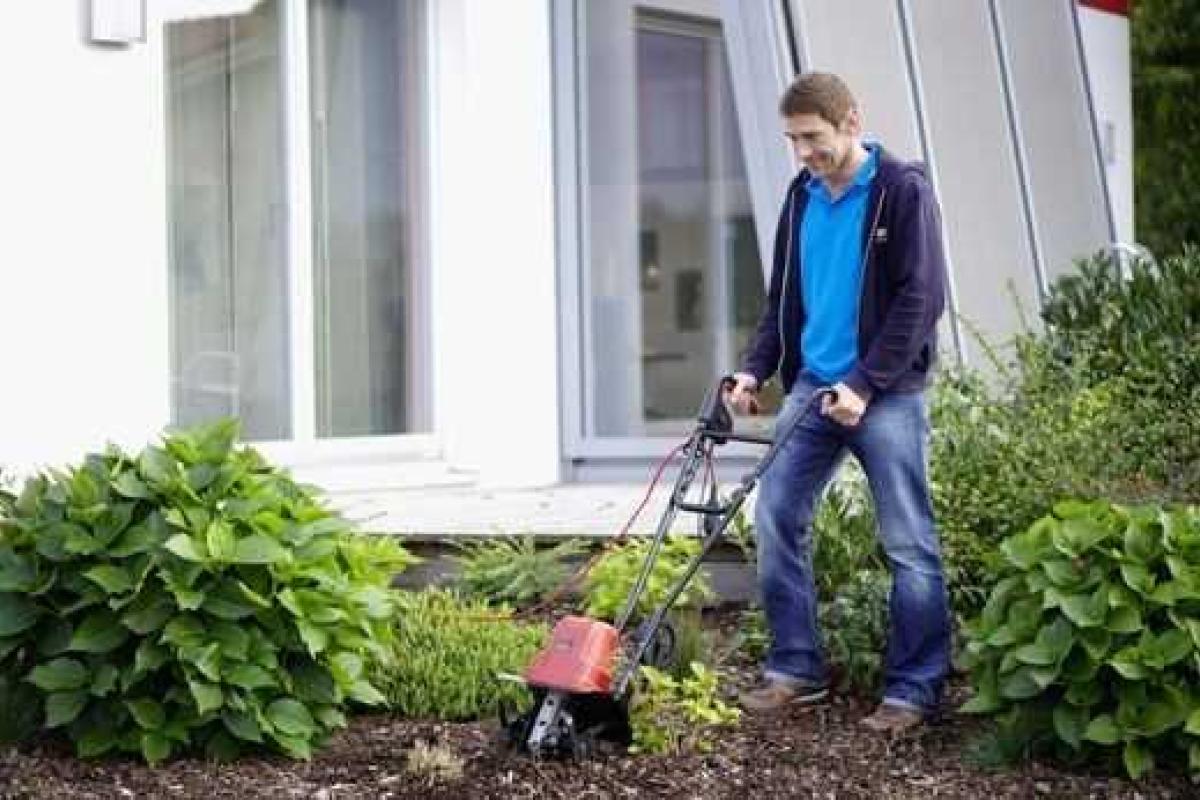 Какая техника поможет в уходе за земельным участком Какая техника поможет в уходе за земельным участком