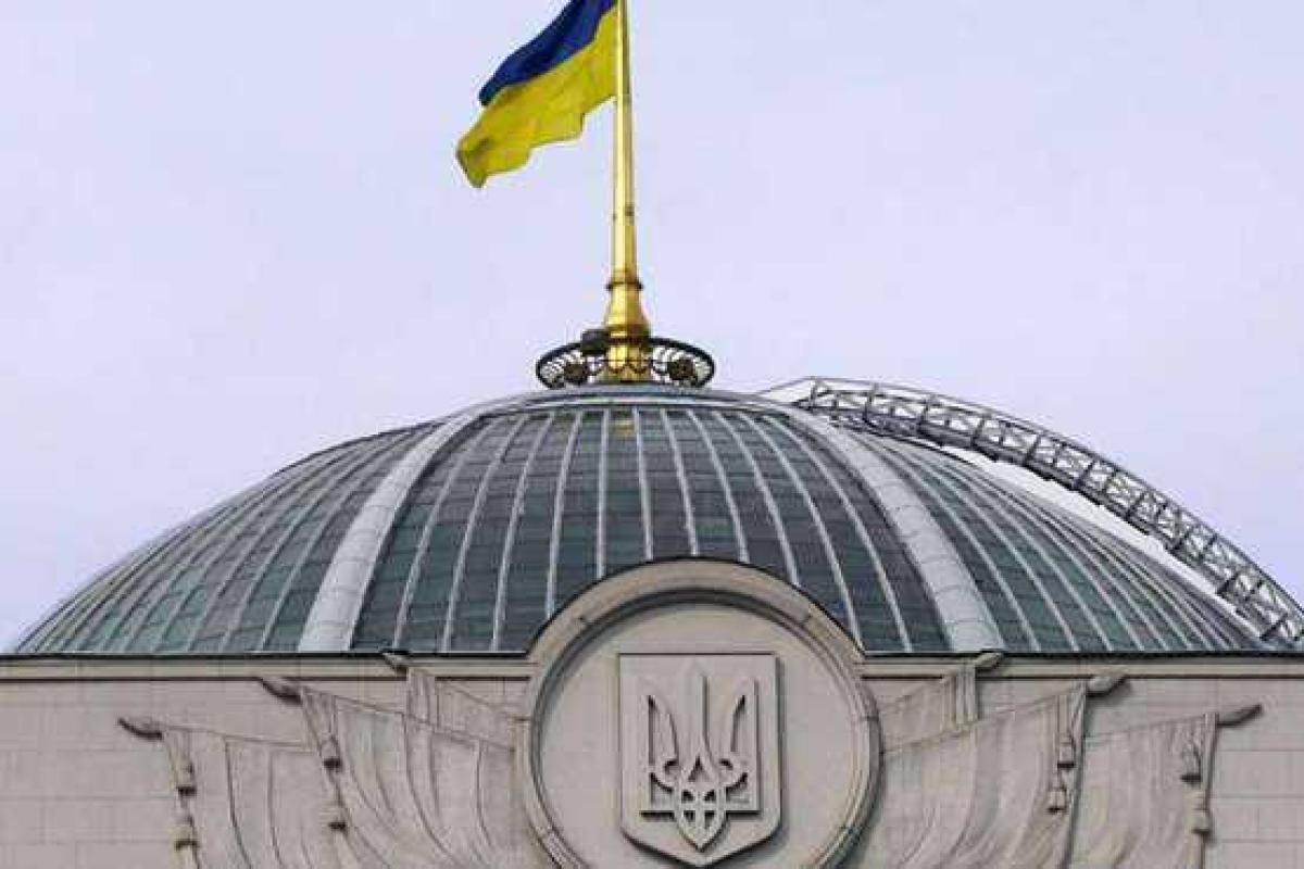 Верховная Рада приняла закон об установлении цен с правками Порошенко
