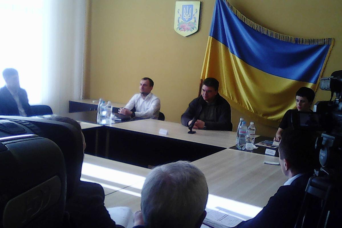 В Северодонецке министру спорта предложили устроить спортивные состязания между батальонами военных В Северодонецке министру спорта предложили устроить спортивные состязания между батальонами военных