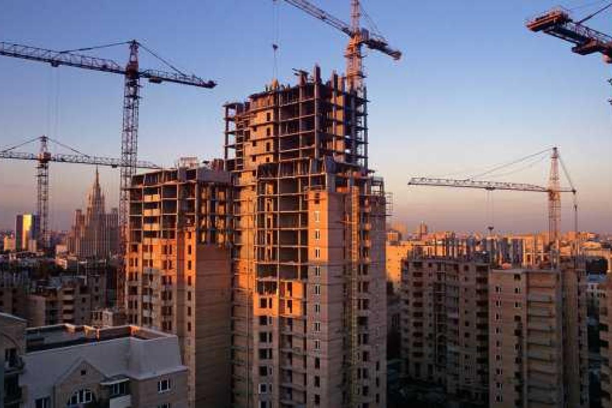 Государство должно защитить людей от строительных пирамид - Борис Визиров